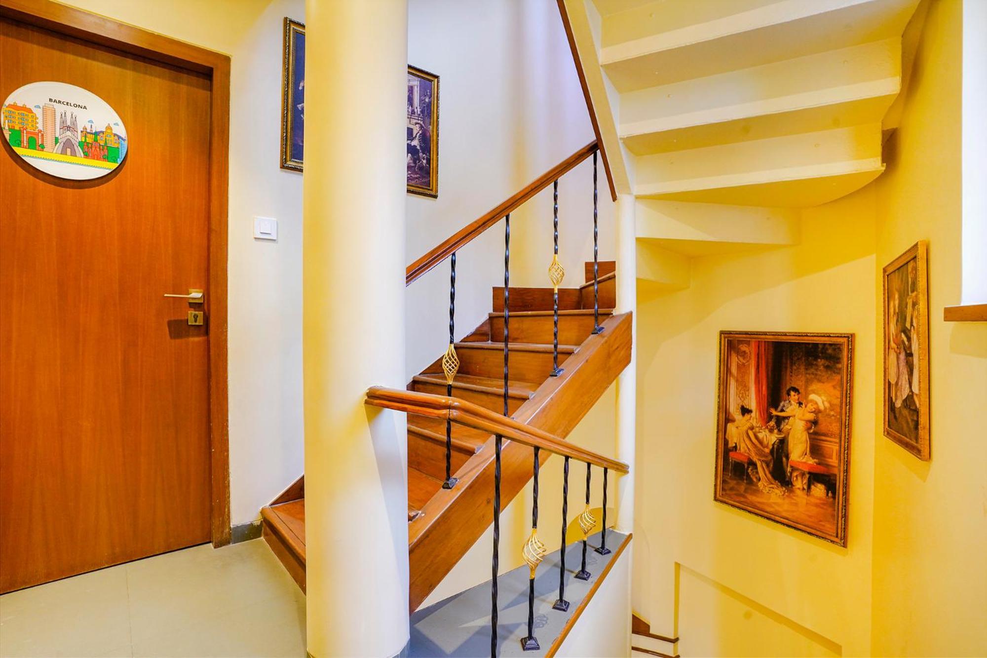 Fabhotel Corporate Vakola Hotel