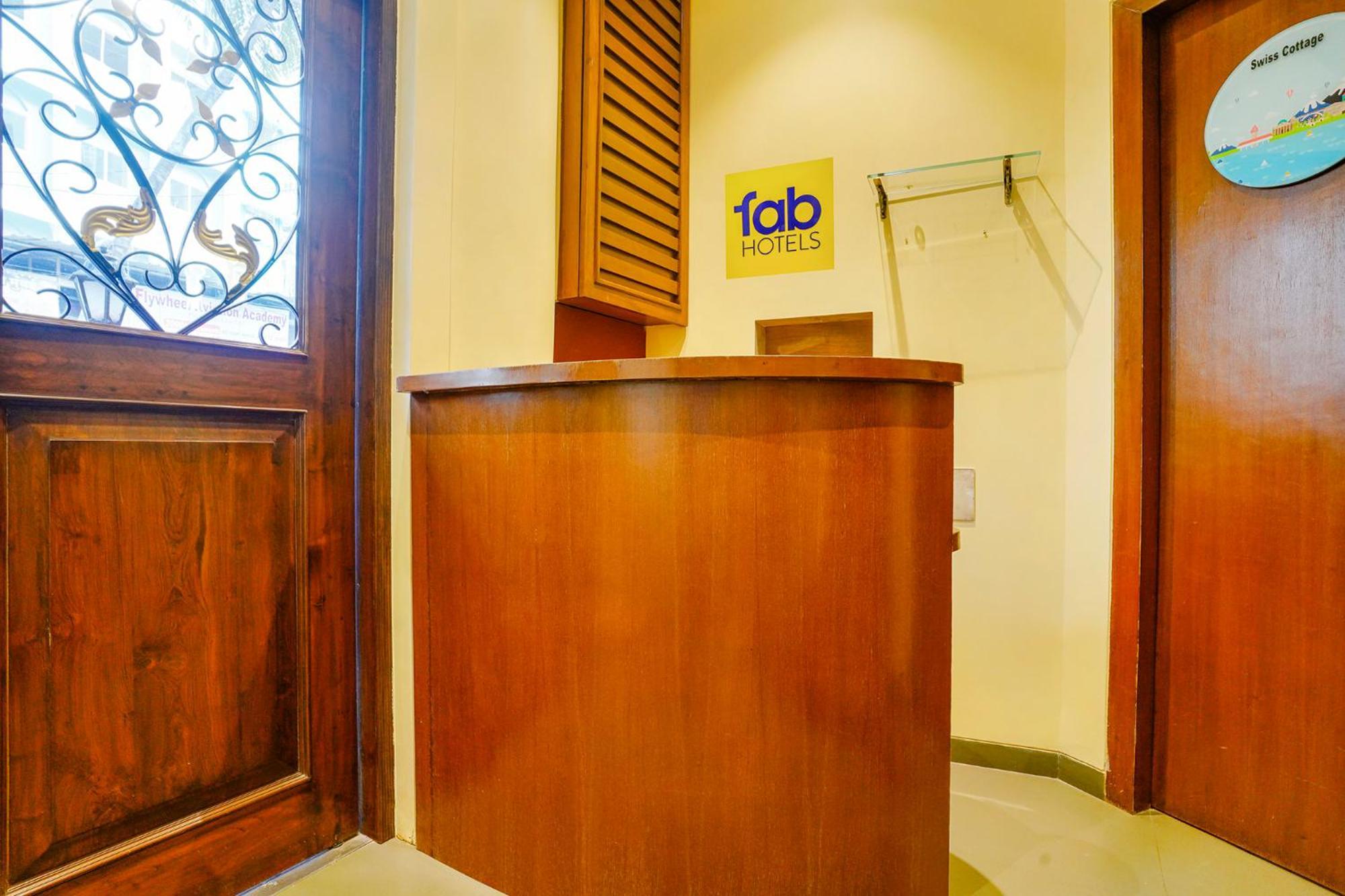 Hotel Fabhotel Corporate Vakola 3*