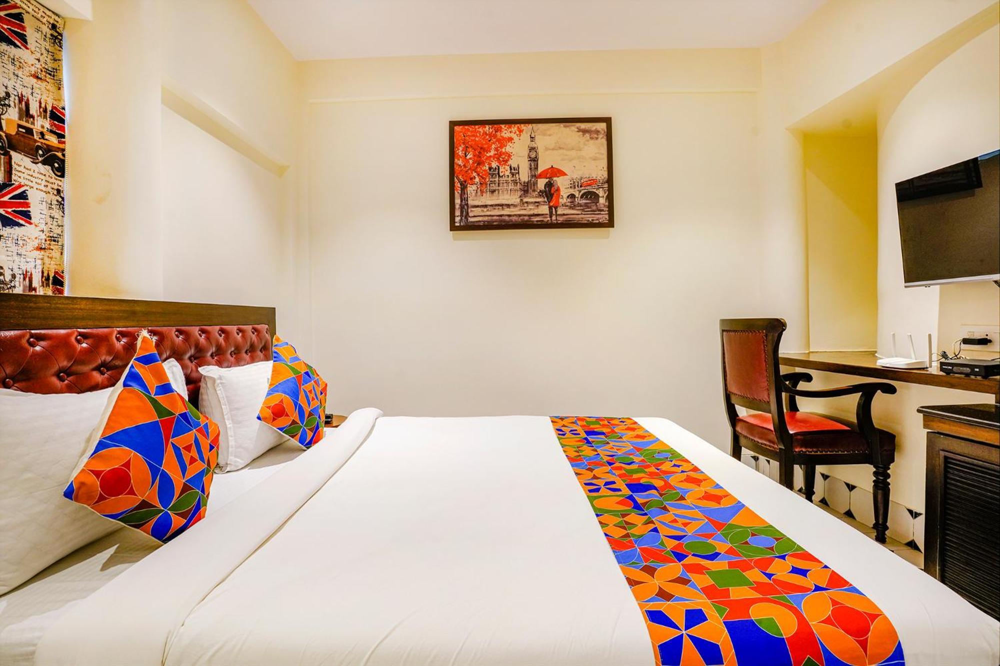 Fabhotel Corporate Vakola Hotel 3*